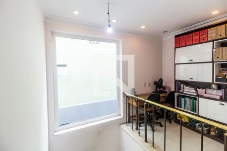 Escada de casa de condomínio para alugar com 3 quartos, 208m² em Parque Esmeralda, Barueri