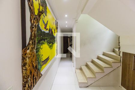Corredor de casa de condomínio para alugar com 3 quartos, 208m² em Parque Esmeralda, Barueri