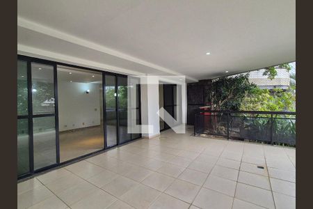 Apartamento para alugar com 4 quartos, 164m² em Recreio dos Bandeirantes, Rio de Janeiro