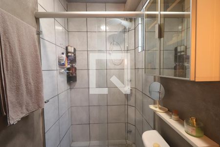 Banheiro de apartamento à venda com 2 quartos, 42m² em Liberdade, Novo Hamburgo