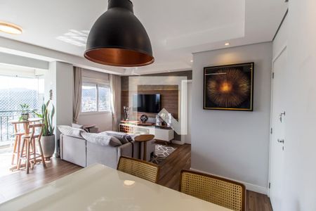 Sala de apartamento para alugar com 1 quarto, 83m² em Centro Comercial Jubran, Barueri