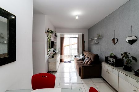 Sala de apartamento à venda com 3 quartos, 62m² em Lagoinha, Belo Horizonte