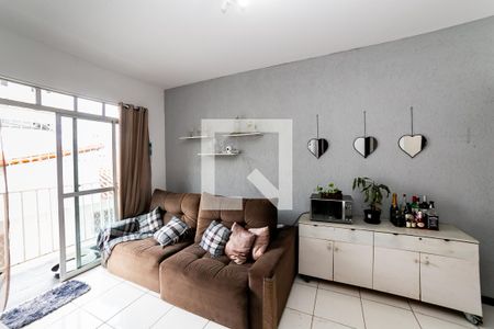 Sala de apartamento à venda com 3 quartos, 62m² em Lagoinha, Belo Horizonte