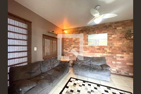 Casa à venda com 3 quartos, 145m² em Guarani, Novo Hamburgo