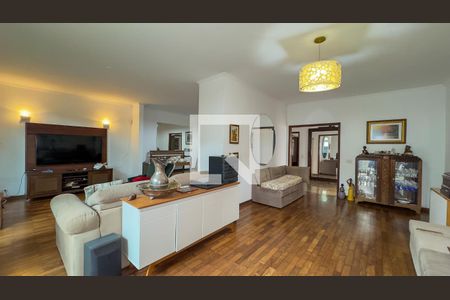 Sala de casa para alugar com 6 quartos, 600m² em Santo Amaro, São Paulo