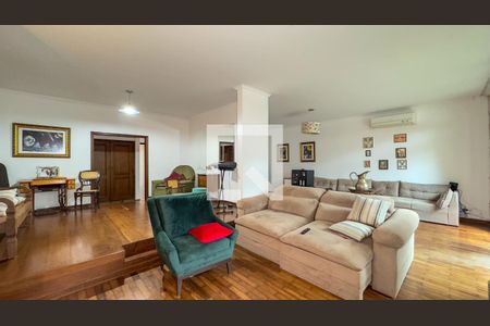 Sala de casa para alugar com 6 quartos, 600m² em Santo Amaro, São Paulo