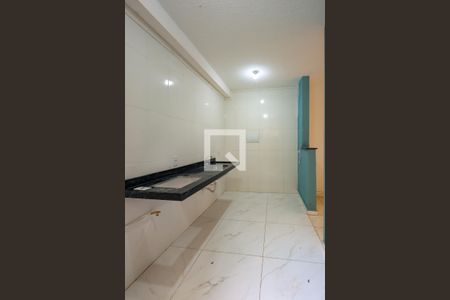 Cozinha e Área de Serviço de casa de condomínio para alugar com 2 quartos, 56m² em Condominio Vic Pisa, Indaiatuba
