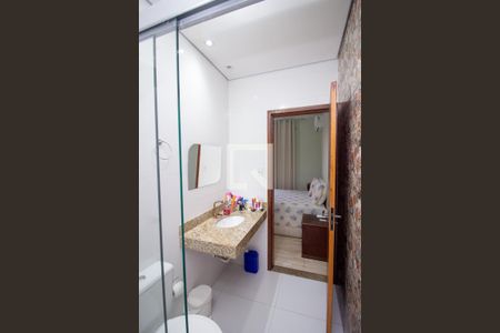 Banheiro da Suíte de casa à venda com 3 quartos, 111m² em Santa Helena, Contagem