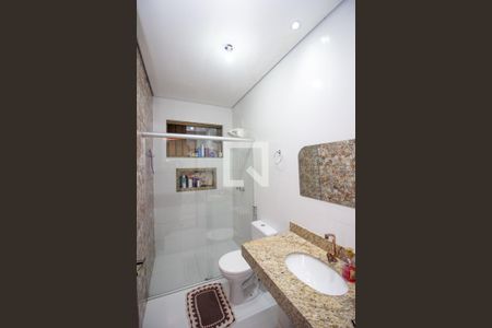 Banheiro da Suíte de casa à venda com 3 quartos, 111m² em Santa Helena, Contagem