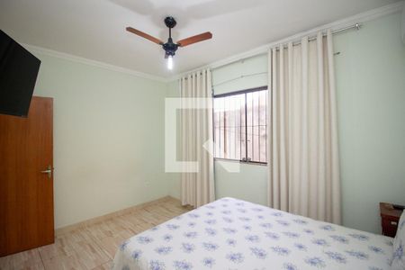 Quarto Suíte de casa à venda com 3 quartos, 111m² em Santa Helena, Contagem