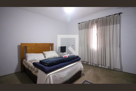 Casa à venda com 4 quartos, 140m² em Vila Margarida, São Paulo