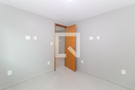 Quarto 1 de apartamento para alugar com 2 quartos, 50m² em Bento Ribeiro, Rio de Janeiro