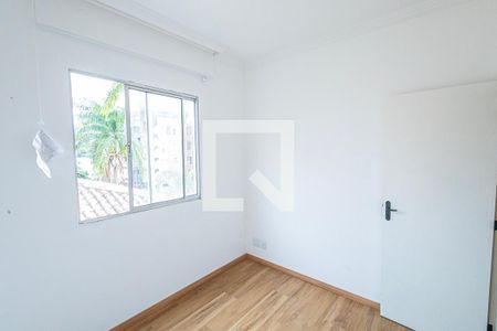 Quarto 1 de apartamento para alugar com 2 quartos, 50m² em Castelo, Belo Horizonte