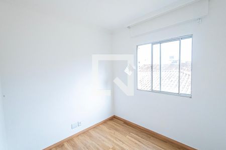 Quarto 1 de apartamento para alugar com 2 quartos, 50m² em Castelo, Belo Horizonte
