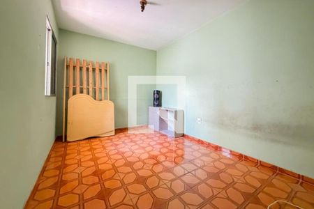 Foto 02 de casa à venda com 2 quartos, 108m² em Vila Dom Pedro I, São Paulo