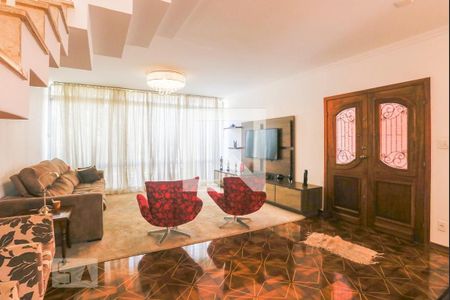 Sala de casa para alugar com 3 quartos, 247m² em Cambuci, São Paulo