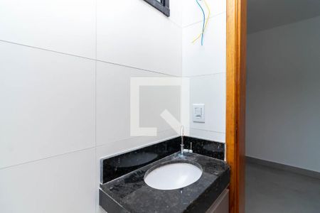 Banheiro de apartamento para alugar com 1 quarto, 29m² em Vila Dom Pedro Ii, São Paulo