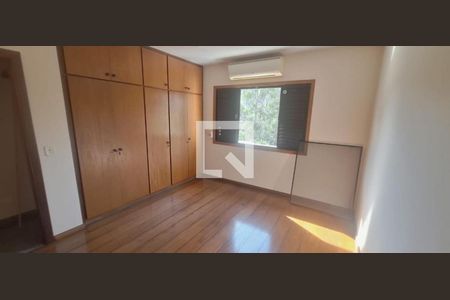 Foto 13 de casa de condomínio à venda com 3 quartos, 233m² em Jardim das Vertentes, São Paulo