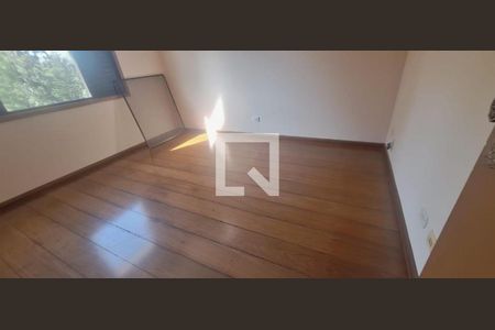 Foto 15 de casa de condomínio à venda com 3 quartos, 233m² em Jardim das Vertentes, São Paulo