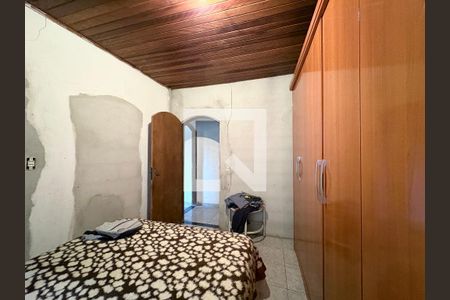 Suíte  de casa à venda com 3 quartos, 400m² em Vila Palmeiras, São Paulo