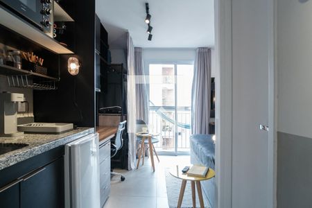 Cozinha de apartamento à venda com 1 quarto, 18m² em Bela Vista, São Paulo