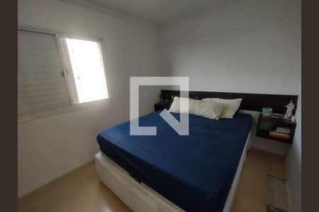 Quarto de apartamento à venda com 3 quartos, 72m² em Jardim Maria Rosa, Taboão da Serra