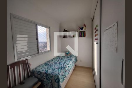Quarto de apartamento à venda com 3 quartos, 72m² em Jardim Maria Rosa, Taboão da Serra
