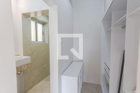 Closet da Suíte de apartamento para alugar com 2 quartos, 70m² em Serra, Belo Horizonte