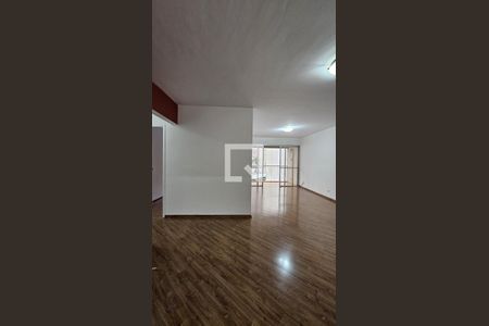 Sala de apartamento à venda com 3 quartos, 118m² em Vila Itapura, Campinas