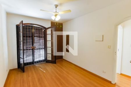 Suíte de casa para alugar com 3 quartos, 120m² em Jardim Maria Rosa, Taboão da Serra