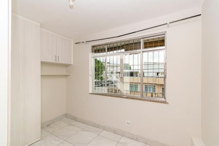 Quarto 1 de apartamento para alugar com 2 quartos, 42m² em Vista Alegre, Rio de Janeiro