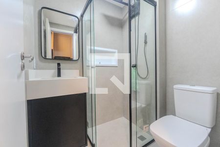 Banheiro de kitnet/studio para alugar com 1 quarto, 21m² em Bela Vista, São Paulo