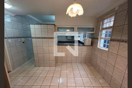 Casa para alugar com 4 quartos, 270m² em Vigilato Pereira, Uberlândia