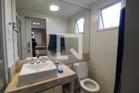 Banheiro do Quarto 1 de apartamento para alugar com 2 quartos, 70m² em Jaguaré, São Paulo