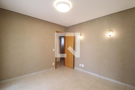 Sala de apartamento para alugar com 3 quartos, 122m² em S Maria, Uberlândia