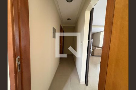 Corredor de apartamento para alugar com 3 quartos, 128m² em Nova Suiça, Goiânia