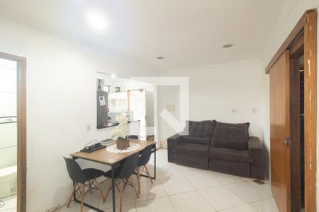 Sala de casa para alugar com 3 quartos, 64m² em Santa Cruz, Rio de Janeiro