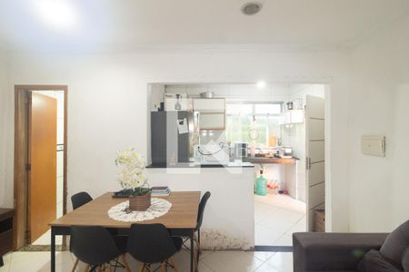 Sala de casa para alugar com 3 quartos, 64m² em Santa Cruz, Rio de Janeiro