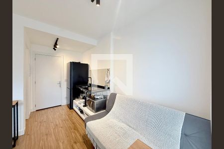 Quarto de kitnet/studio para alugar com 1 quarto, 28m² em Jardim das Acacias, São Paulo