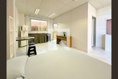Quarto de casa para alugar com 1 quarto, 30m² em São João do Rio Vermelho, Florianópolis