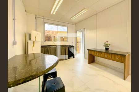 Sala de casa para alugar com 1 quarto, 30m² em São João do Rio Vermelho, Florianópolis