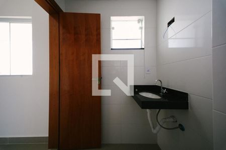 Banheiro de apartamento para alugar com 1 quarto, 30m² em Vila Santa Teresa, São Paulo