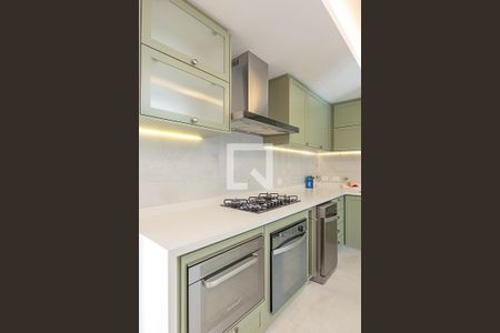 Cozinha de apartamento para alugar com 2 quartos, 97m² em Itaim Bibi, São Paulo