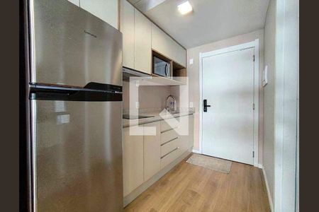 Cozinha  de kitnet/studio para alugar com 1 quarto, 27m² em Passo d’Areia, Porto Alegre