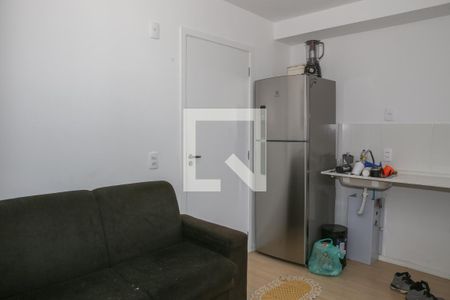 Sala e Cozinha de apartamento para alugar com 2 quartos, 29m² em Água Branca, São Paulo