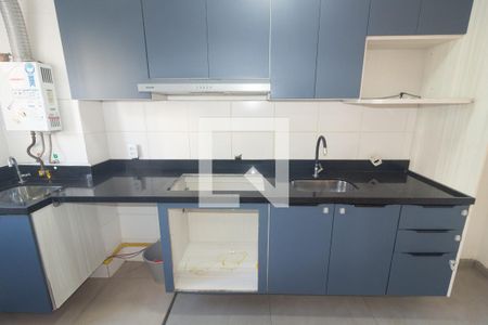 Sala/Cozinha de apartamento para alugar com 2 quartos, 41m² em Santa Cruz, Rio de Janeiro