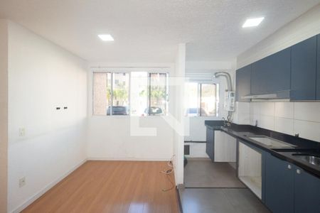 Sala/Cozinha de apartamento para alugar com 2 quartos, 41m² em Santa Cruz, Rio de Janeiro