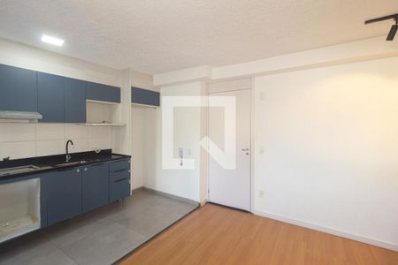 Sala/Cozinha de apartamento para alugar com 2 quartos, 41m² em Santa Cruz, Rio de Janeiro