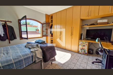Quarto  de casa à venda com 3 quartos, 120m² em Jardim Kika, São Paulo