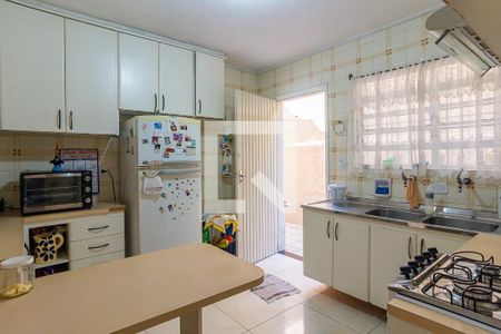 Cozinha de casa à venda com 3 quartos, 200m² em Vila Tiradentes, São Paulo